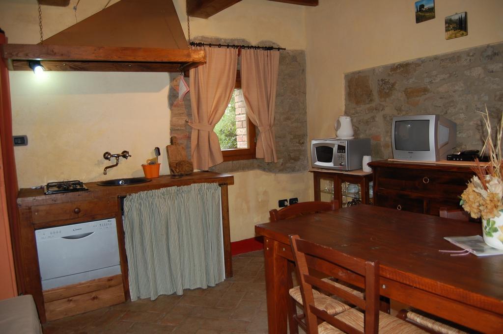 Podere Campovecchio Rapale Habitación foto