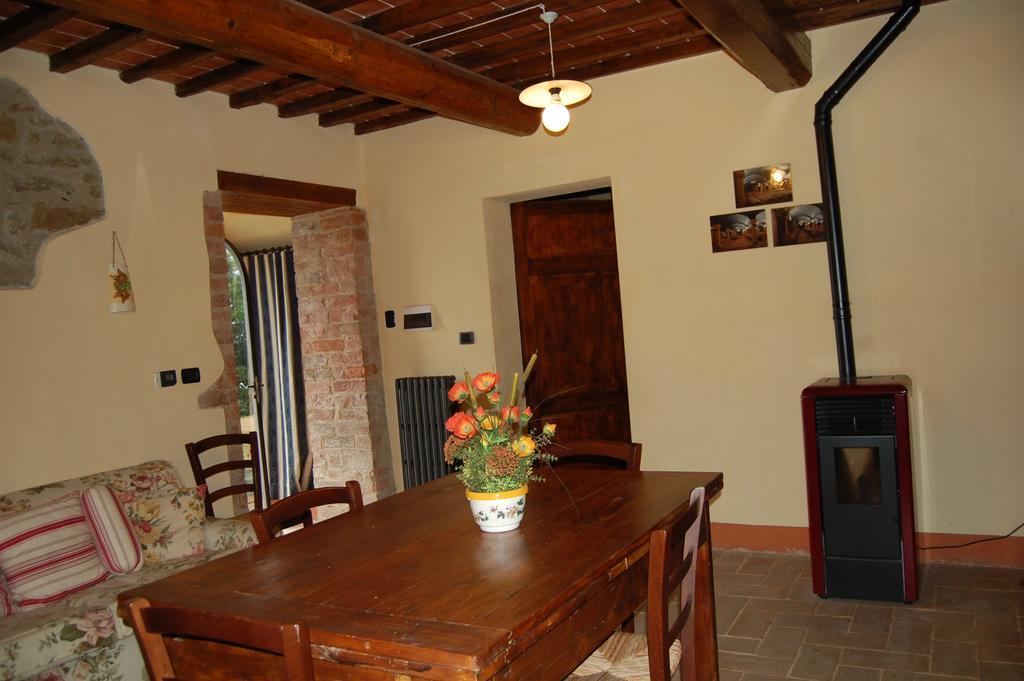 Podere Campovecchio Rapale Habitación foto