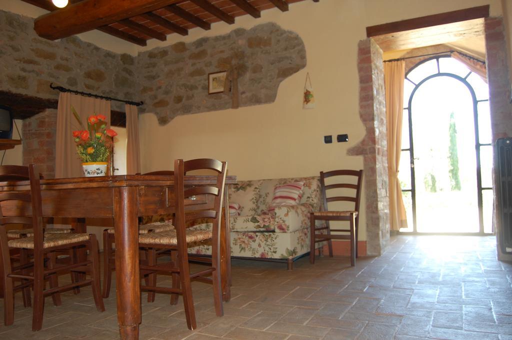 Podere Campovecchio Rapale Habitación foto