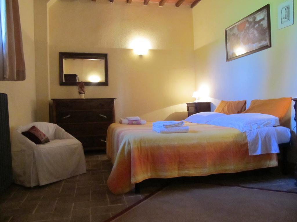 Podere Campovecchio Rapale Habitación foto