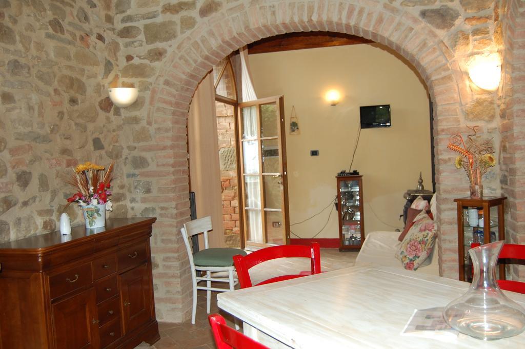Podere Campovecchio Rapale Habitación foto